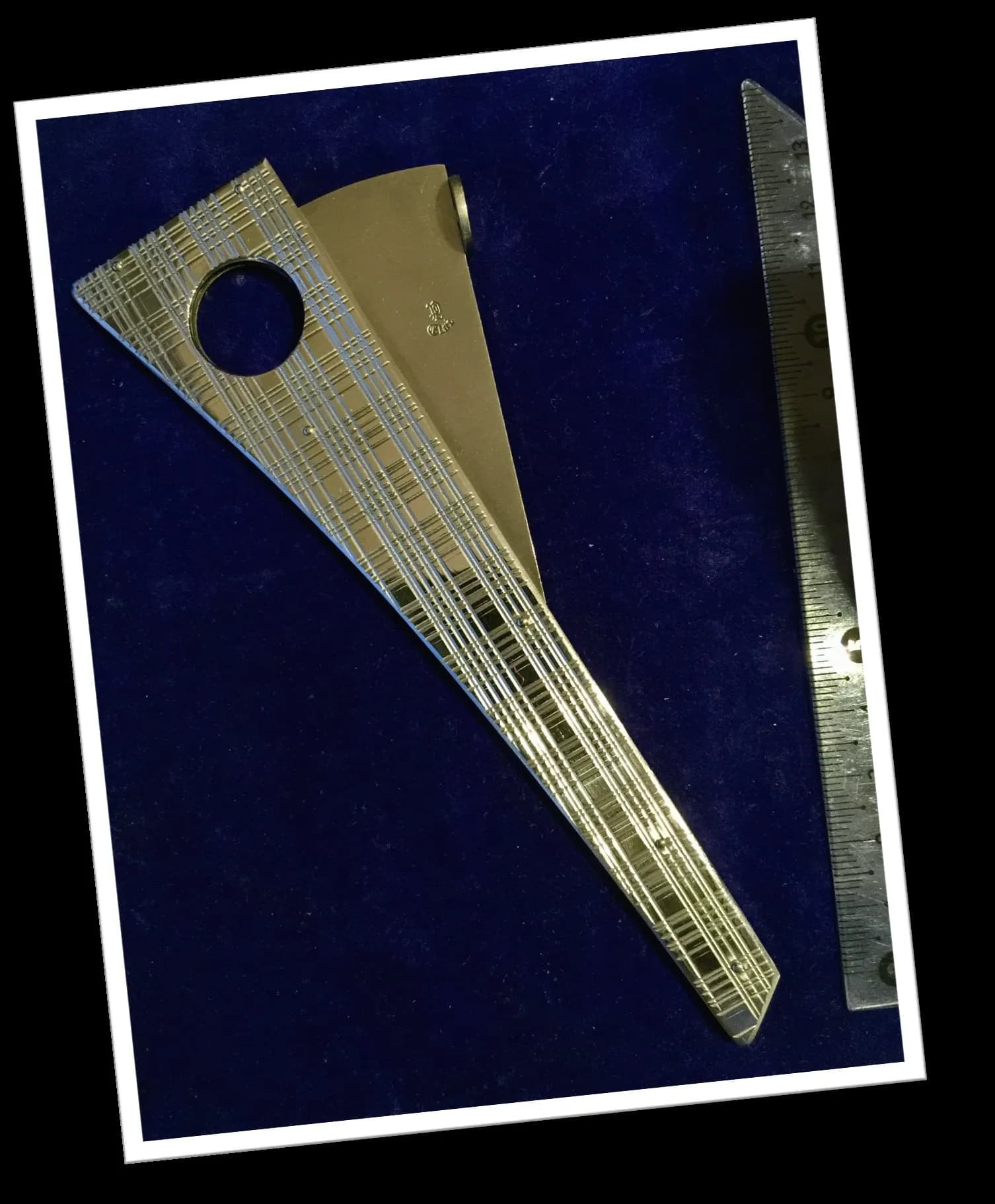 ELOI 1960 TRIANGULAIRE GUIL.