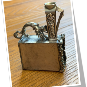 N.I 1910 COMBINÉ RINCEAUX ET FLEURS COUPE-CIGARES ALUMETTES