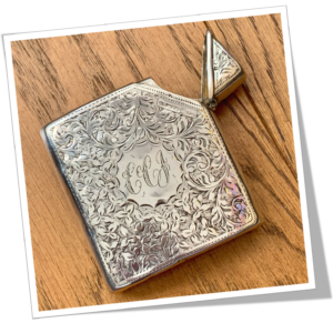 CHARLES LYSTER 1904 ÉTUI À CIGARETTES CISELÉ TRIANGLE