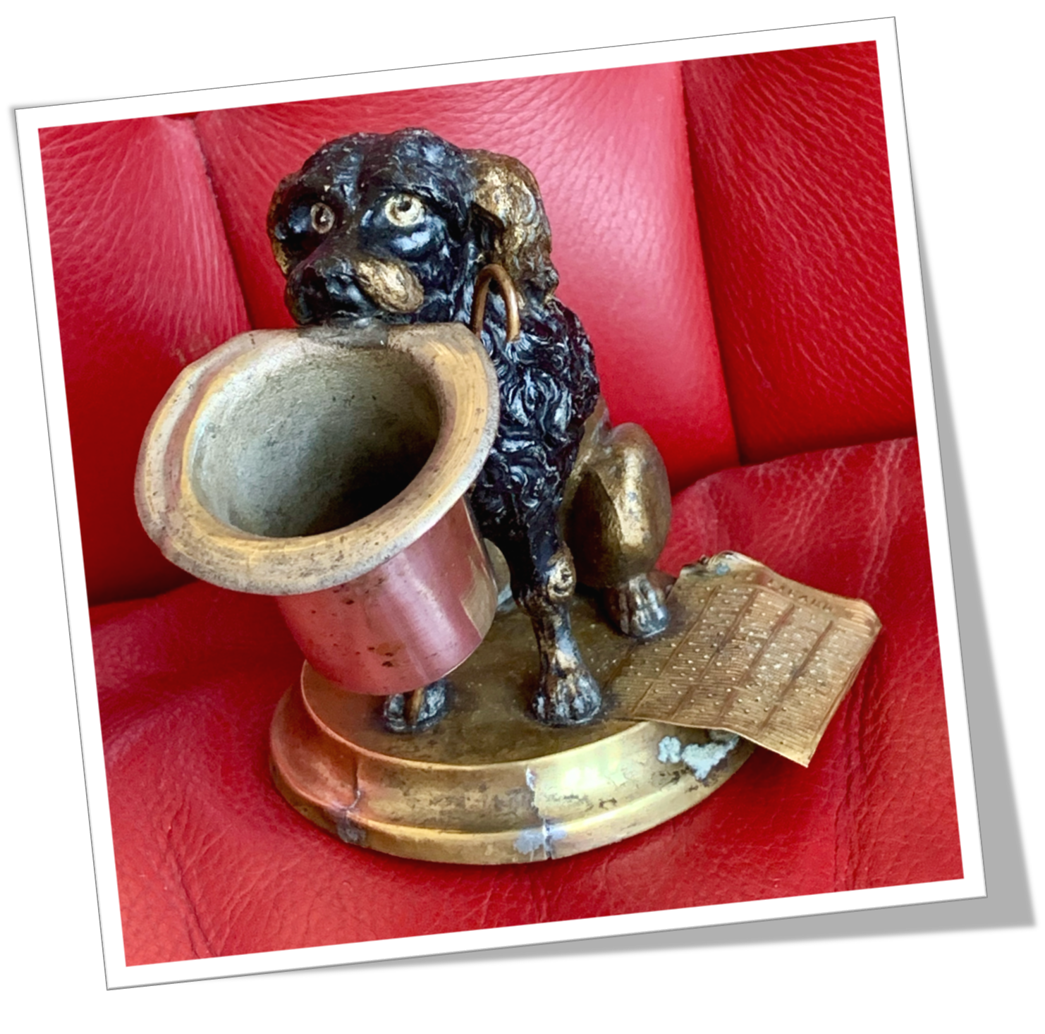 N.I 1880 CANICHE AU FIGARO