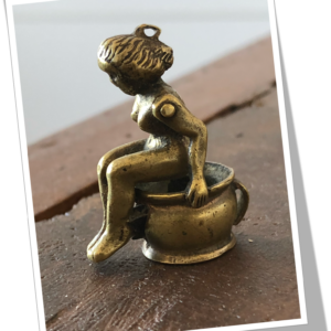 N.I 1890 DAME SUR POT CAT.