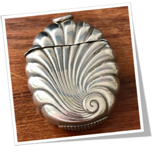 N.I 1890 VAGUES COQUILLAGES CINÉTIQUE