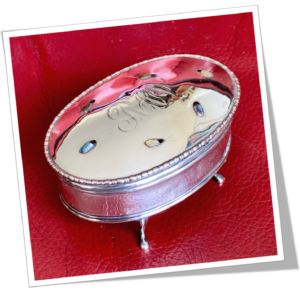 N.I 1939 COFFRET DE MARIÉE SHIBAYAMA