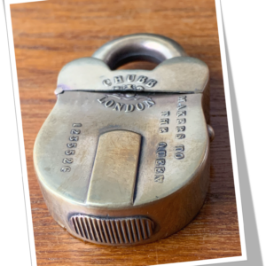 N.I 1890 CADENAS CHUB