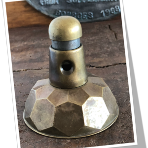 SCHUTZM. 1950 FACETTÉ CAT.