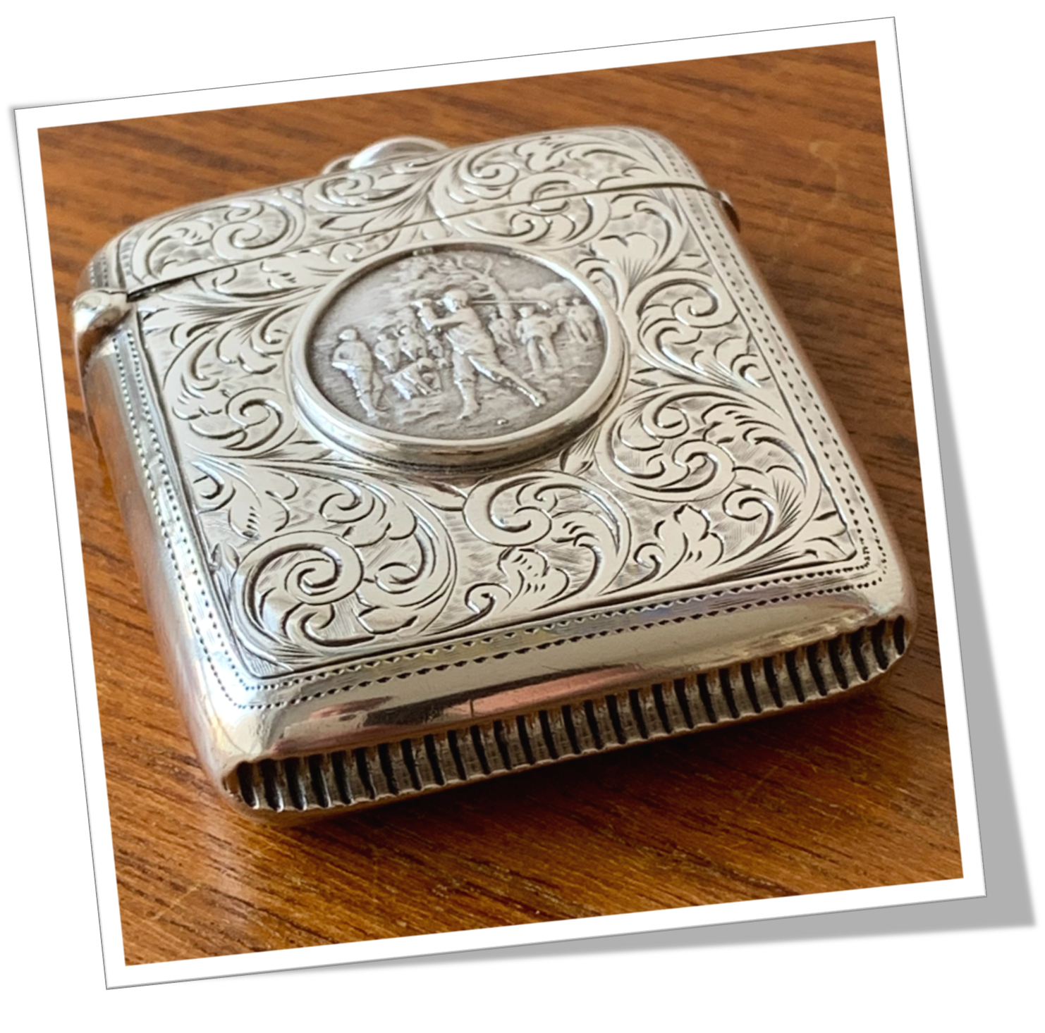 T. HEATLEY 1903 MÉDAILLON SCÈNE DE GOLF ET RINCEAUX