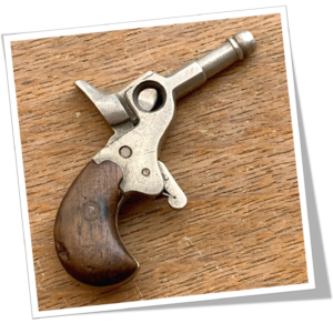 N.I 1900 PISTOLET REVOLVER ANCIEN GUIL.