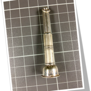 WILLIAM MENTION 1964 PERCE-CIGARE TROMPE LINÉAIRE ET STRIÉ PIQ.