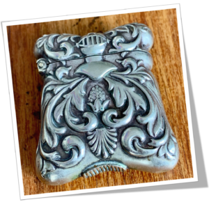 N.I 1890 CASQUE CHEVALIER