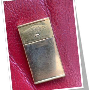 N.I 1890 GILLETTE BLADES LAITON