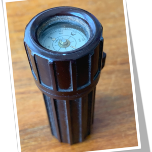 N.I 1950 TORCHE MILITAIRE BOUSSOLE