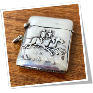 N.I 1930 CAVALIERS À CHEVAL