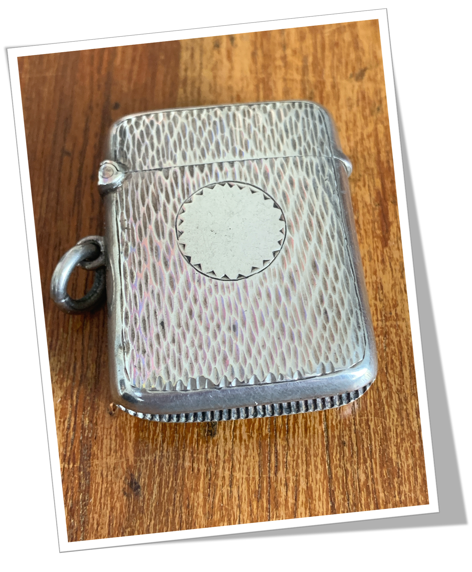 G. LOVEBRIDGE 1901 MARTELÉ POINTU