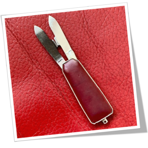 N.I 1970 OCTOGONAL CUIR