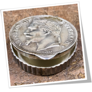 F. ROY 1960 TABATIÈRE NAPOLÉON III 1867