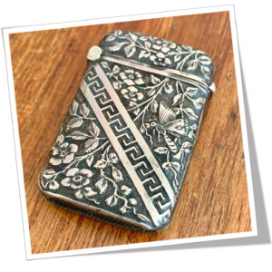 N.I 1890 FLEURS PAPILLON GRECQUE