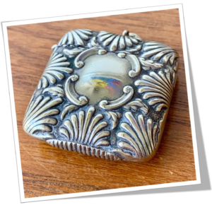 N.I 1890 COQUILLAGES