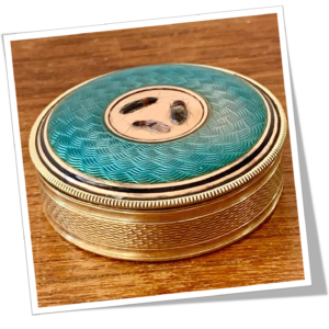 N.I 1890 TABATIÈRE SHIBAYAMA ÉMAILLÉ